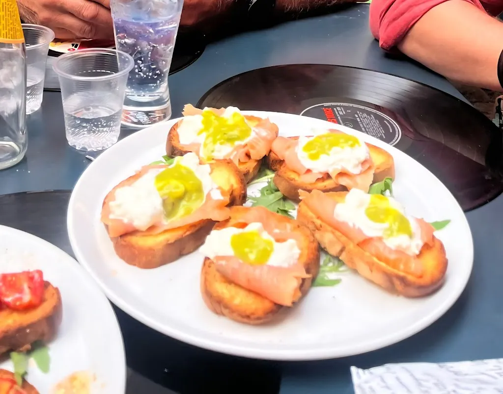 Jakub Chwirot_Al Ritrovo_Gravina in Puglia_review