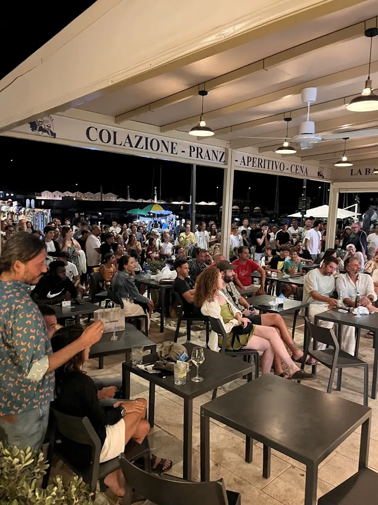 La banchina food and wine restaurant in Favignana