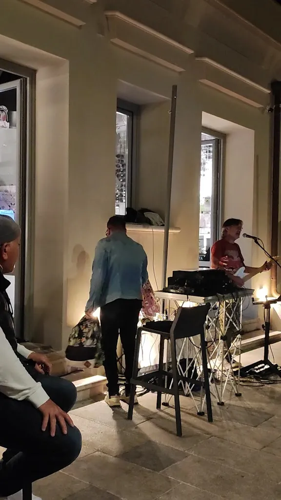 La banchina food and wine_Favignana_slider_image_2