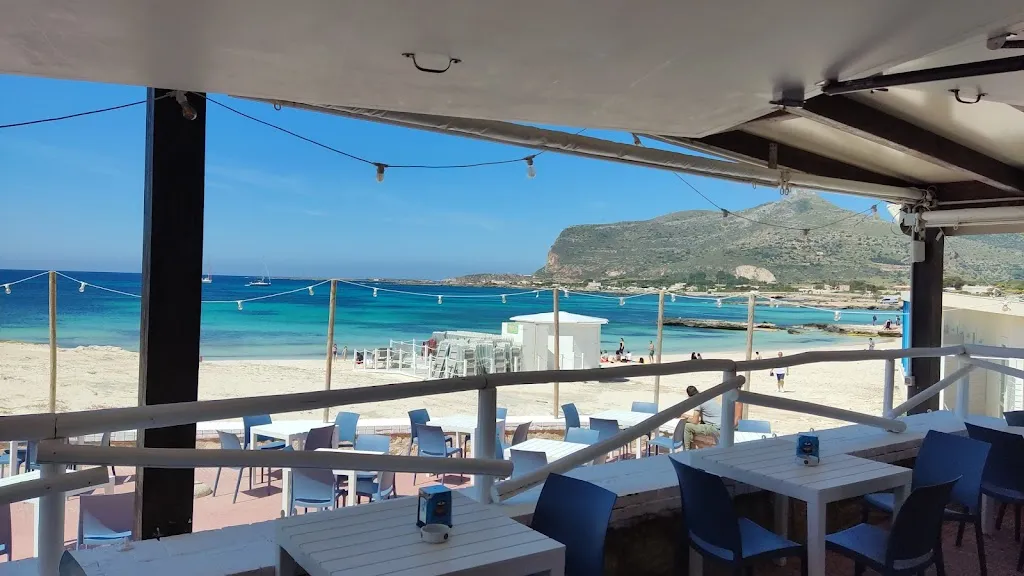 Al burrone food and drink restaurant in Favignana
