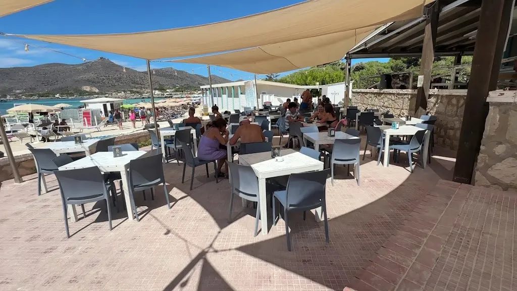 Al burrone food and drink_Favignana_slider_image_2