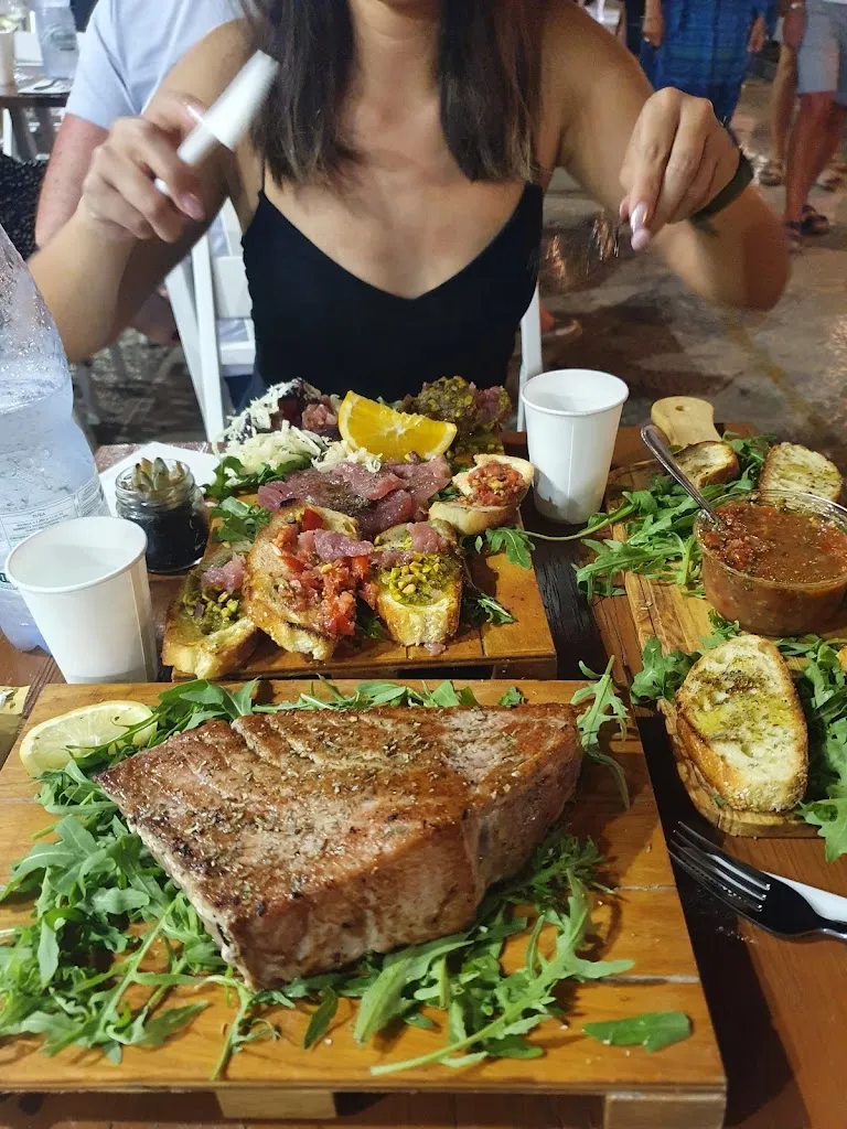 Pavel Kobliha_MACELLERIA DI TONNO_Favignana_review