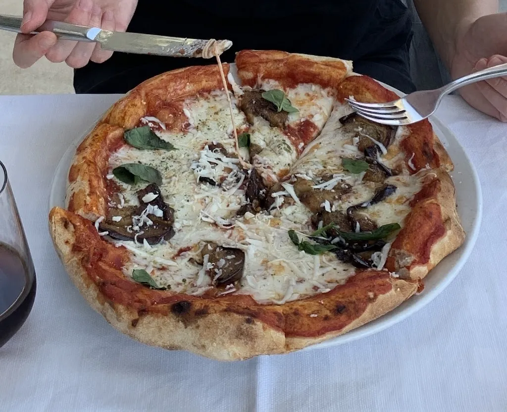 Juraj Slivkanič_Bar ristorante pizzeria Panorama_Gangi_review