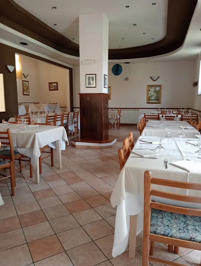 Bar ristorante pizzeria Panorama_Gangi_slider_image_1