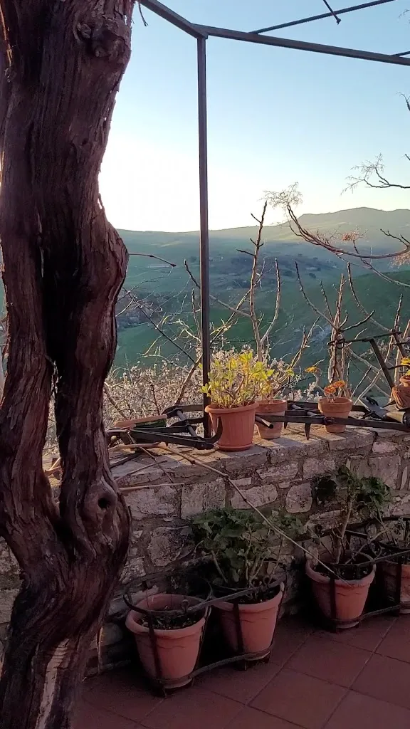 Agriturismo Capuano_Gangi_slider_image_1