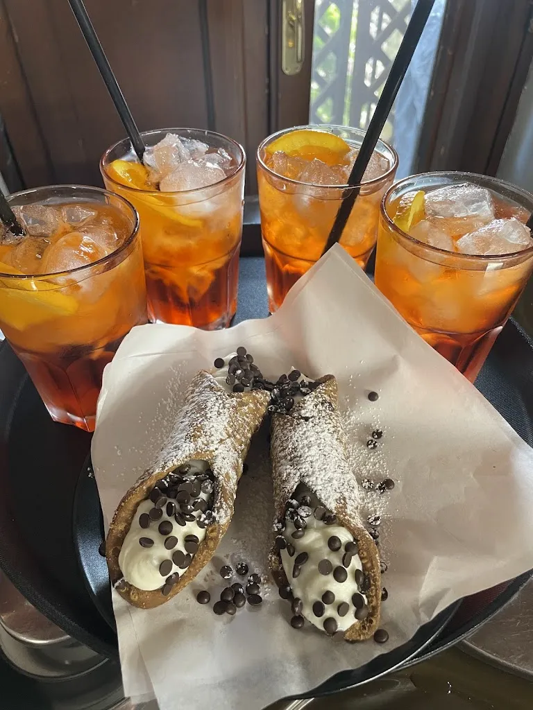 Antica Lanterna_Gangi_slider_image_1