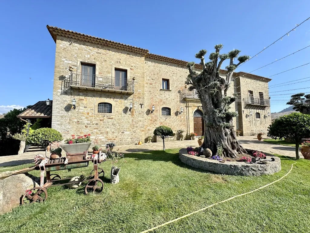 Casale Nocito_Gangi_slider_image_3