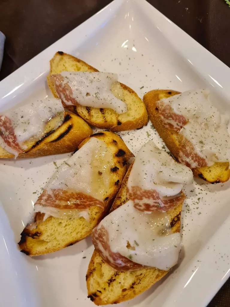 Menu_Divino Ristorante Pizzeria_Gangi_image_6