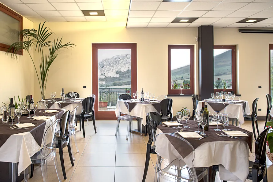 Divino Ristorante Pizzeria_Gangi_slider_image_1