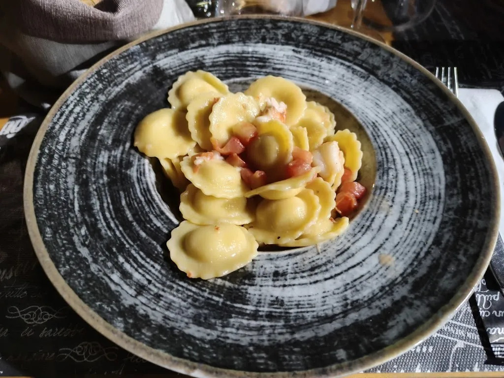 Divino Ristorante Pizzeria_Gangi_slider_image_3