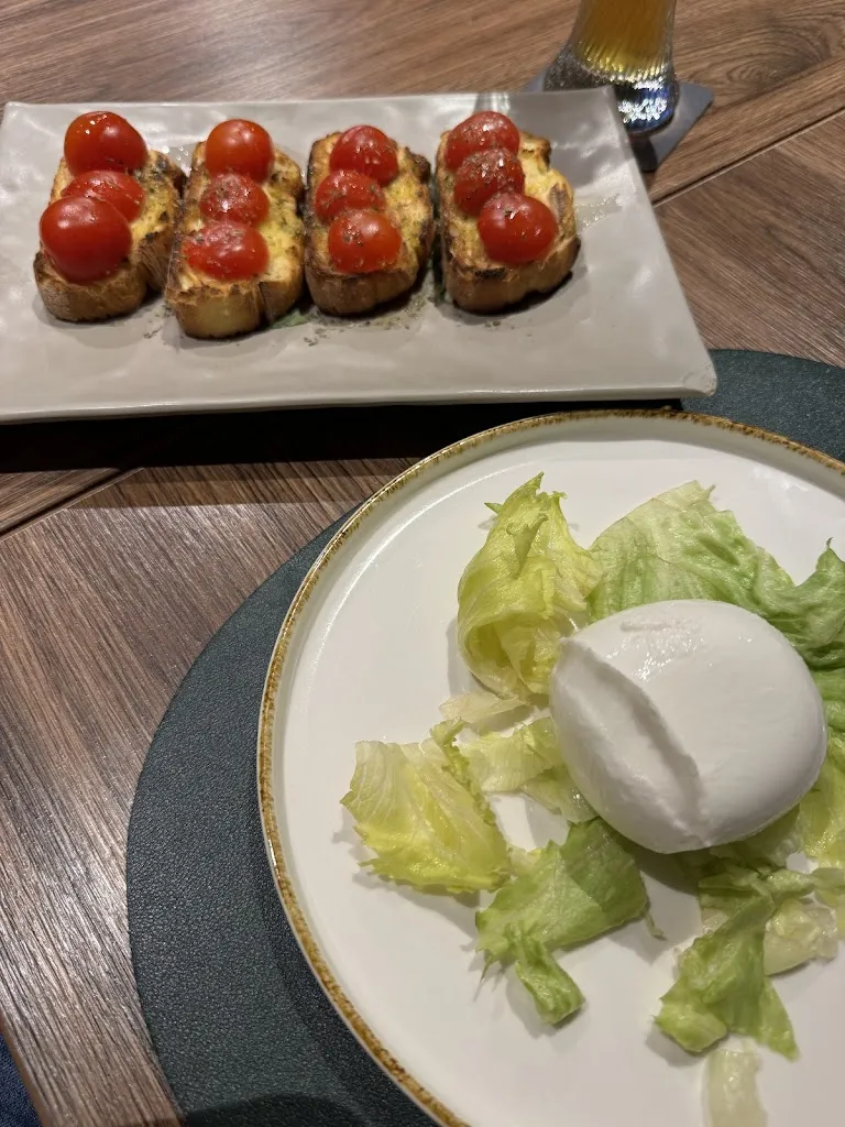 Jonathon Pearson_Old River Pub di Cataldi Angela & C. SAS_Gravina in Puglia_review