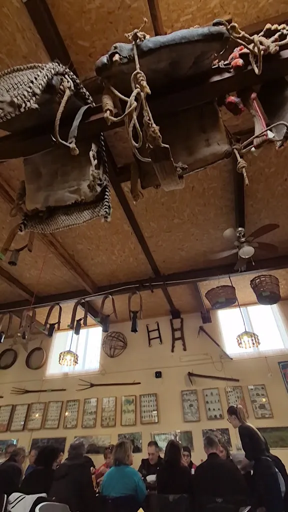 rifugio dell'aquila trattoria pizzeria_Geraci Siculo_slider_image_2