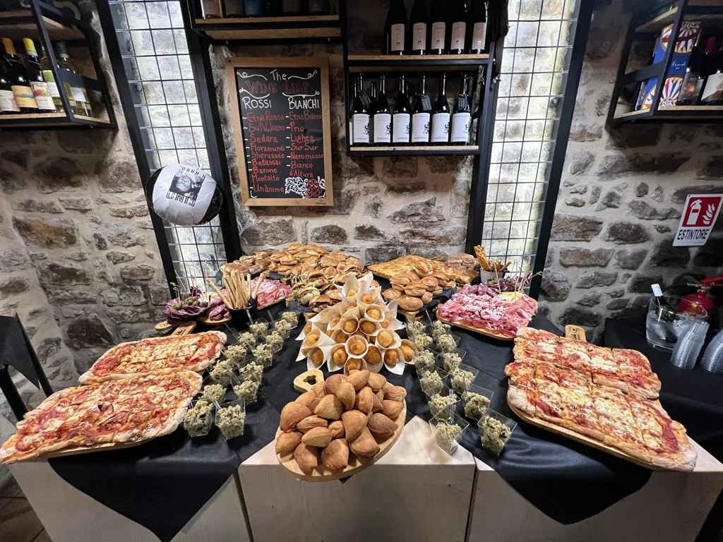 Alla Vucciria risto-pub_Geraci Siculo_slider_image_3