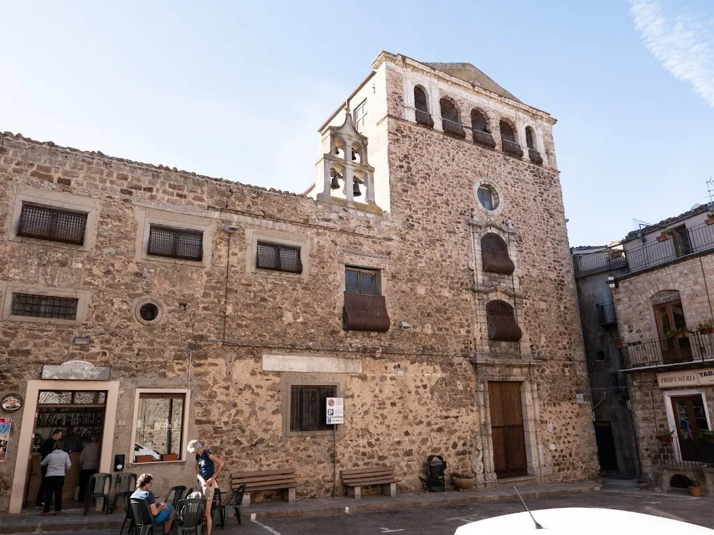 isabella antonelli_Extrabar Attinasi_Geraci Siculo_review