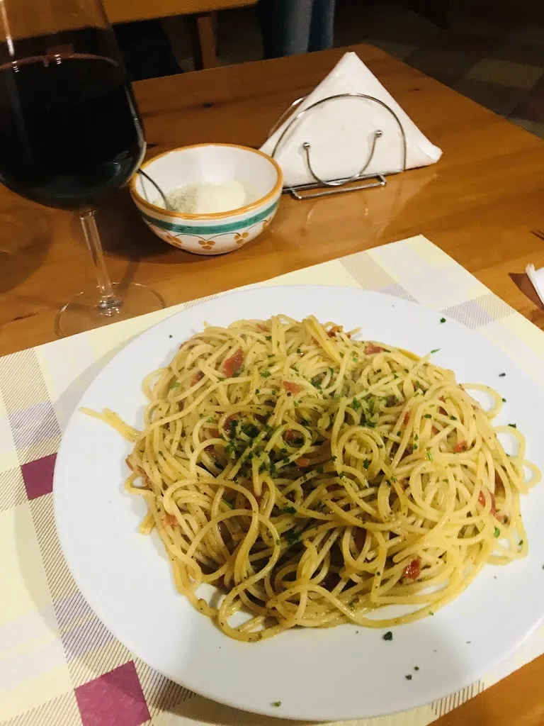 Extrabar Attinasi restaurant in Geraci Siculo