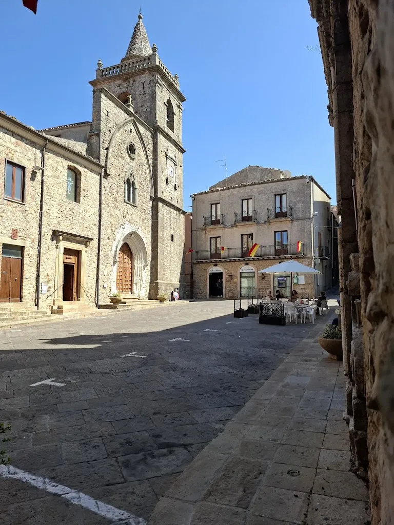 Extrabar Attinasi_Geraci Siculo_slider_image_2