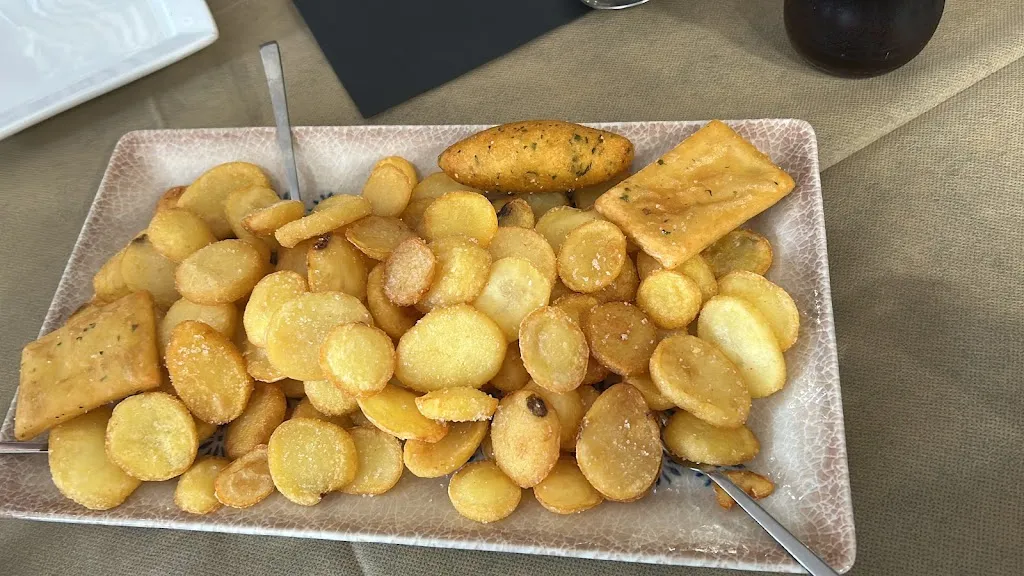 Simona Marcantonio_AFFAURIRI b.f b.m_Gela_review