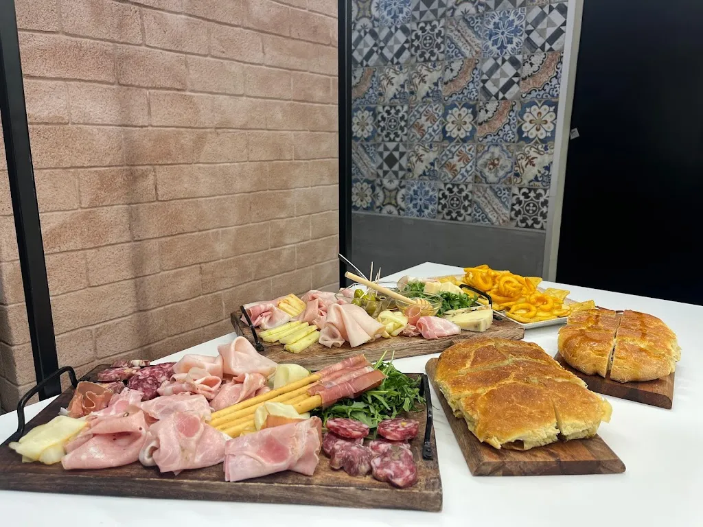 AFFAURIRI b.f b.m_Gela_slider_image_2