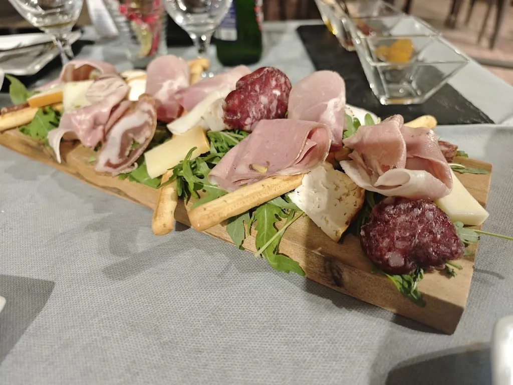 AFFAURIRI b.f b.m_Gela_slider_image_3