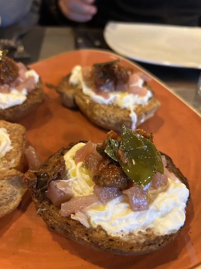 Poche Mosse | MangiaConLeMani_Gravina in Puglia_slider_image_3