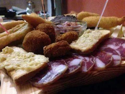 Domenico Di Luca_Corner Of Delights Of Palmeri Laura_Gliaca_recensione