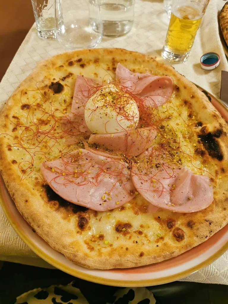 Teresa Torre_Rendez Vous Restaurant & Pizza_Gioiosa Marea_review