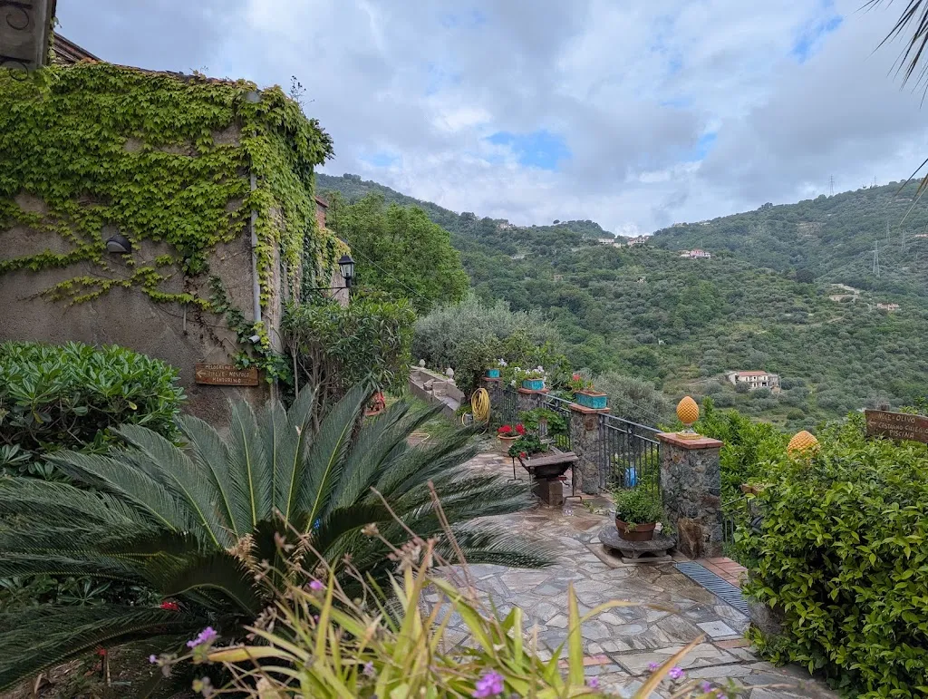 Alison Irwin_Turismo Rurale Borgo San Francesco_Gioiosa Marea_review