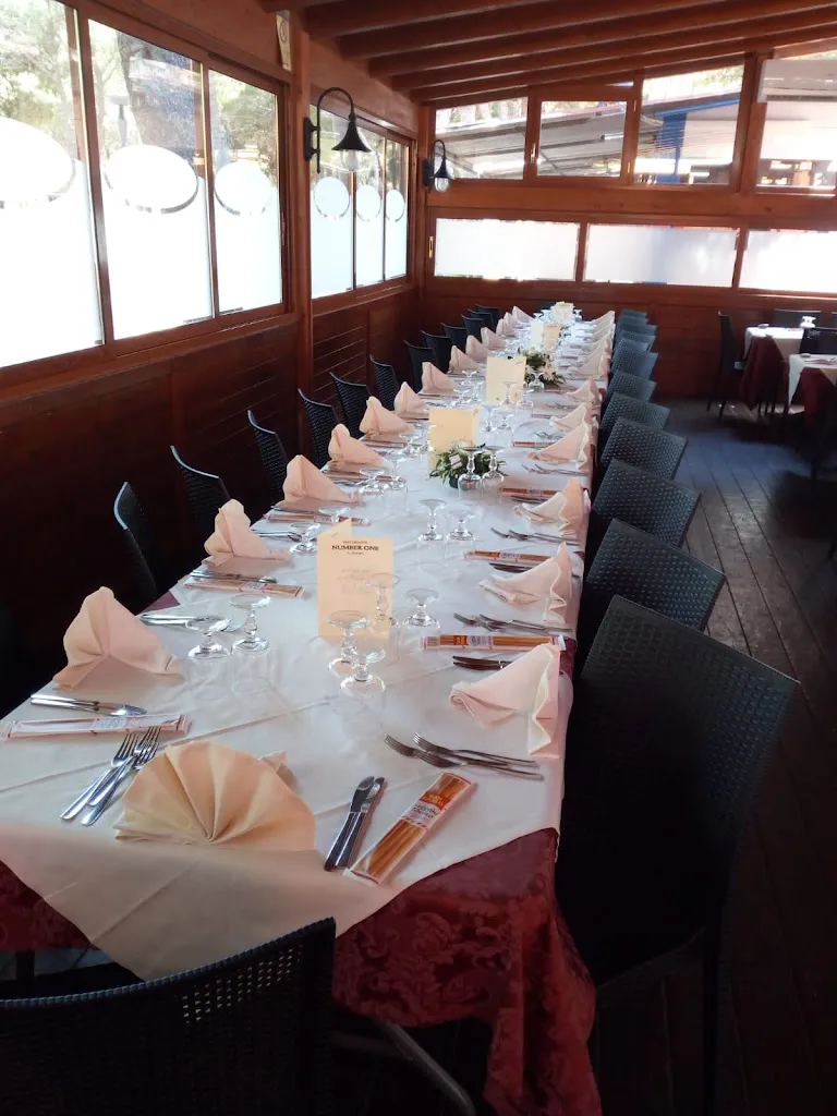 Ristorante Pizzeria Number One da Rocco_Gioiosa Marea_slider_image_1