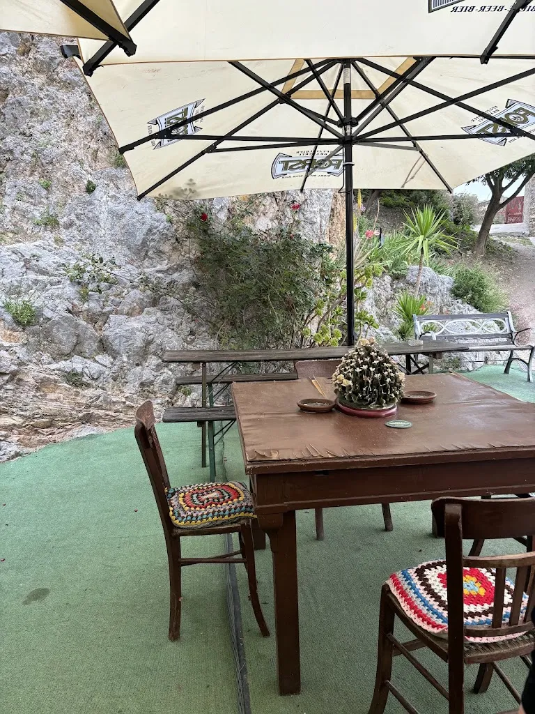 Giardini Nax restaurant in Gratteri