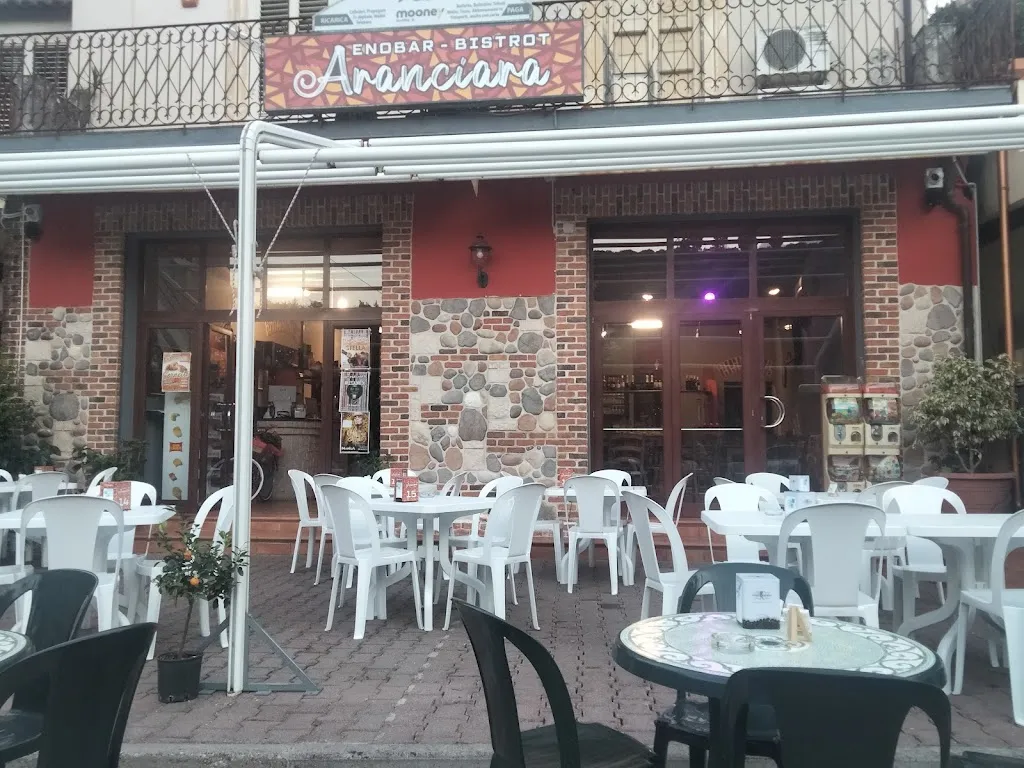 Aranciara restaurant in Gualtieri Sicaminò