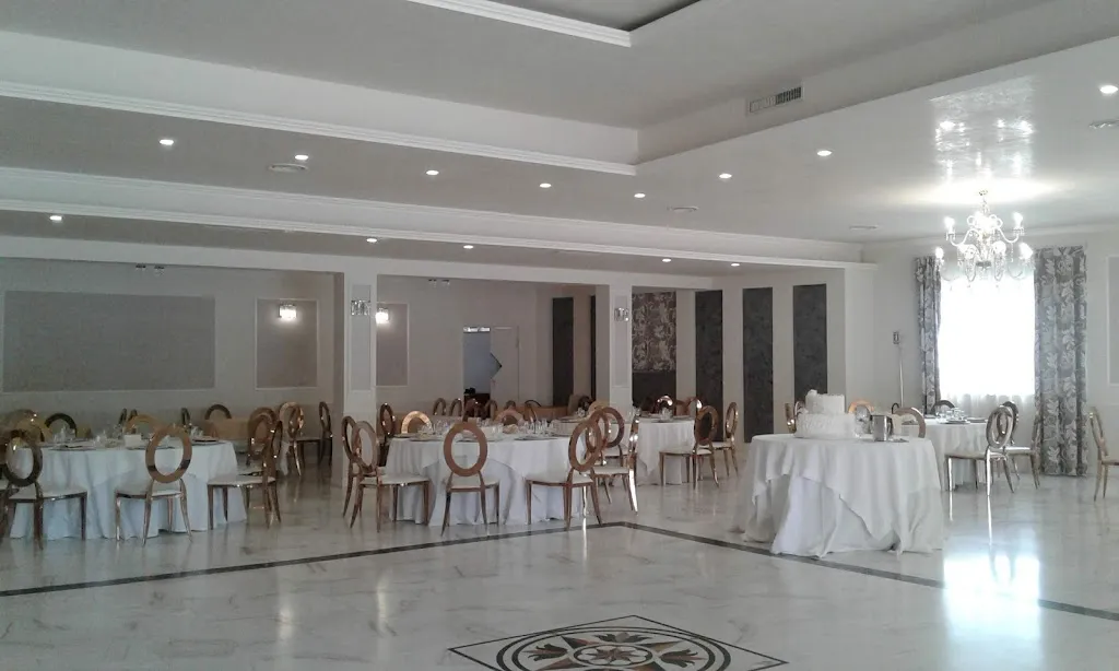 AL CASTELLO F.LLI VITUCCI_Gravina in Puglia_slider_image_1