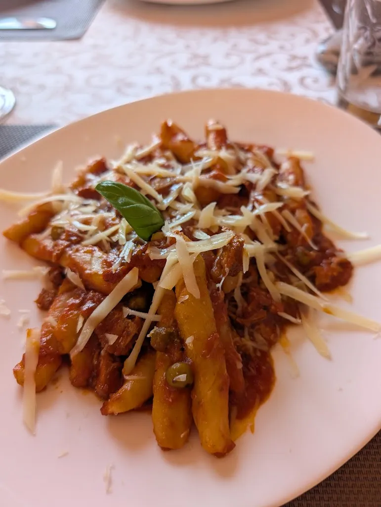 Tom Chiu_Anna's Kitchen_Guidomandri Marina_review