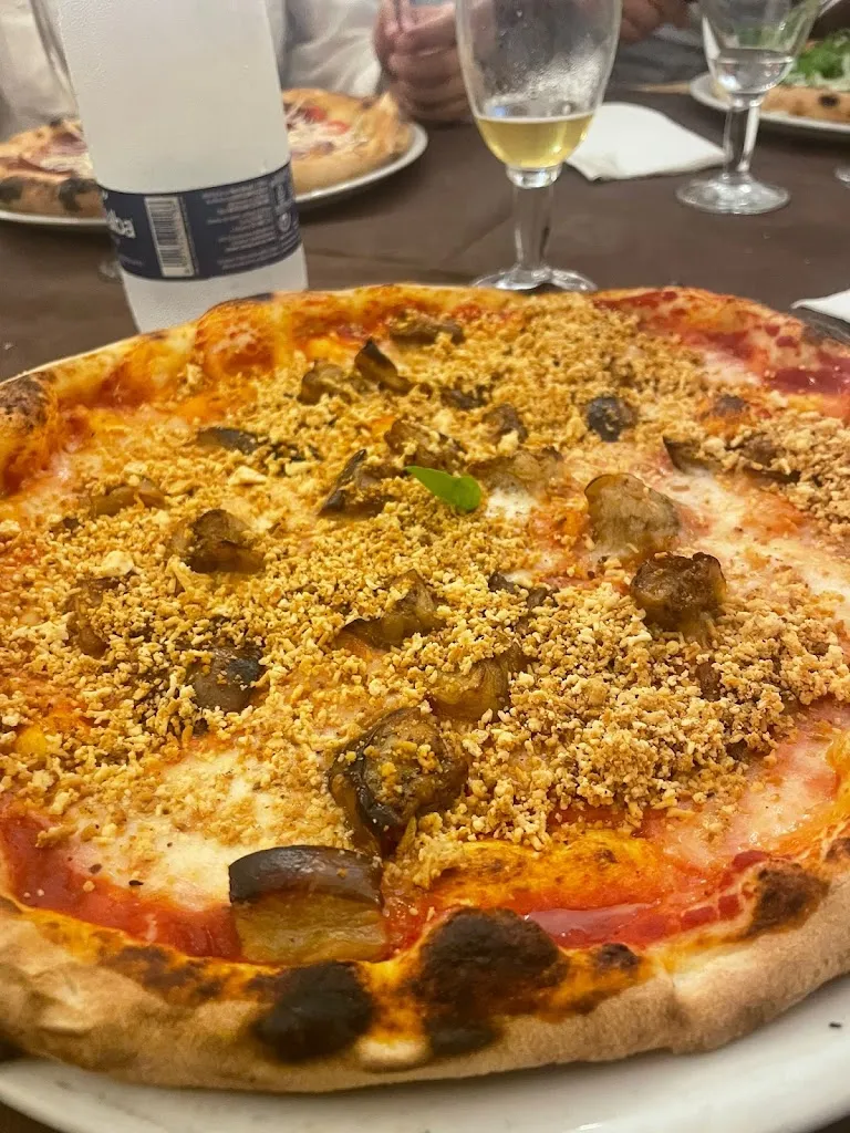 La Bifora Pizzeria Ristorante_Guidomandri Marina_slider_image_2