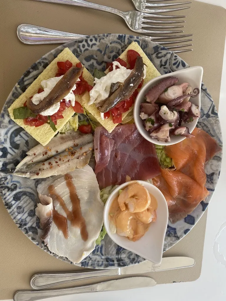 C M _La Trattoria del Marinaio_Guidomandri Marina_review