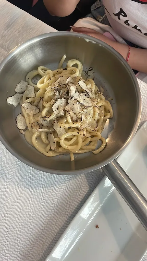 Poli Markovska_I Ruggeri_Guidomandri Marina_review