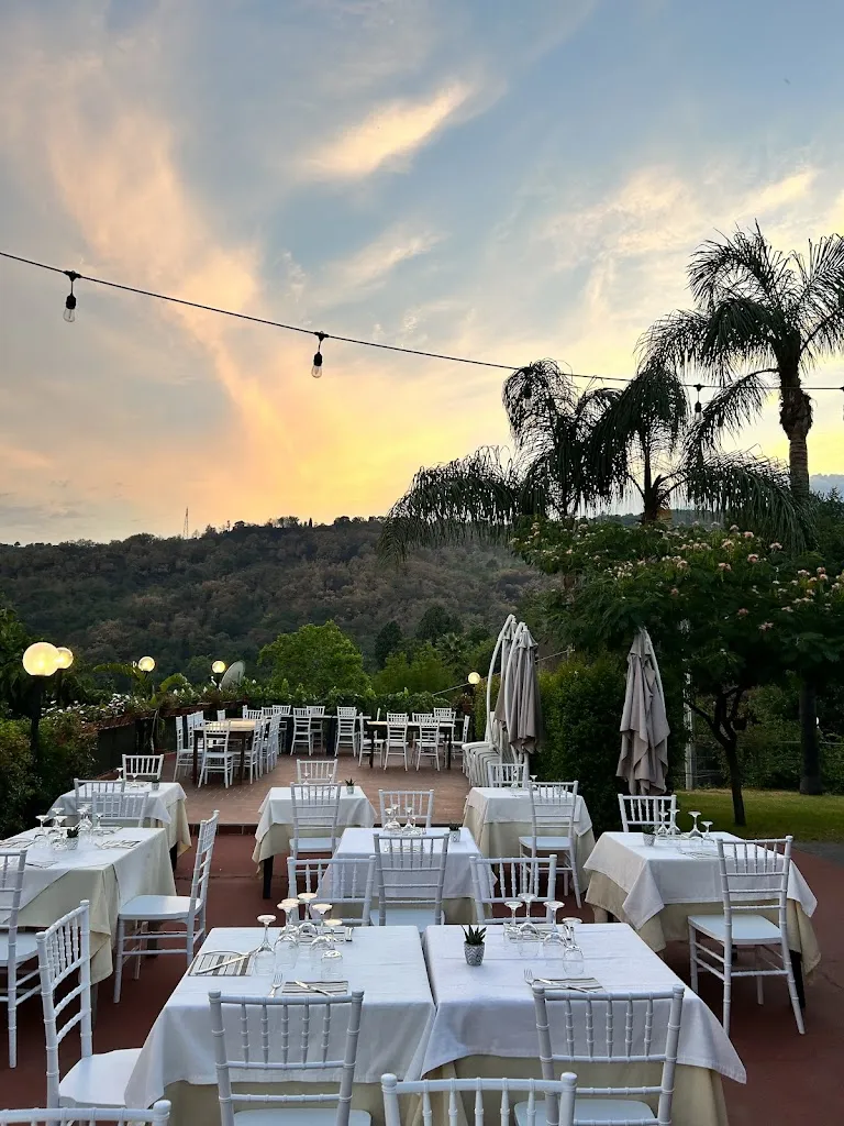 Elizabeth Muscat_Il Noceto dell'Etna_Giarre_review