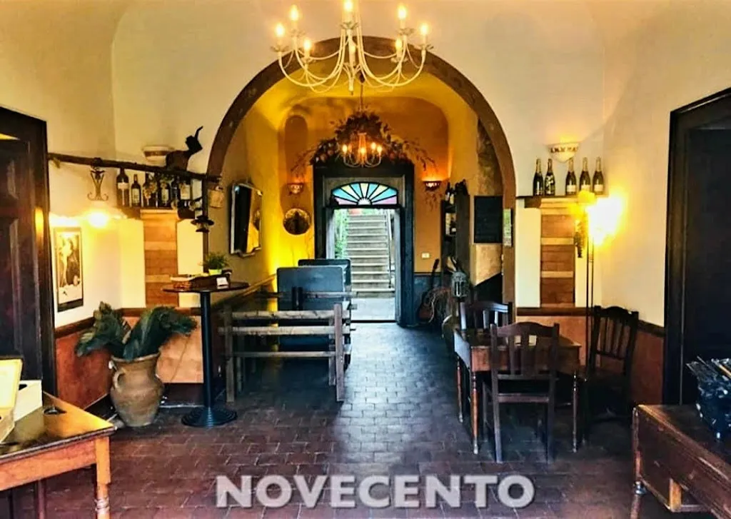 Novecento restaurant in Giarre