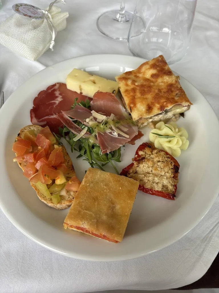 Paola_Le Cisterne & Villa Le Cisterne Giarre_Giarre_review