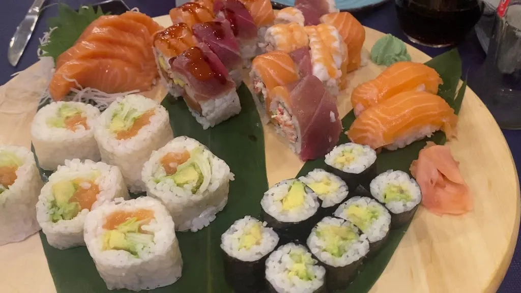 Matthew T. Brank_Time4Sushi_Giarre_review