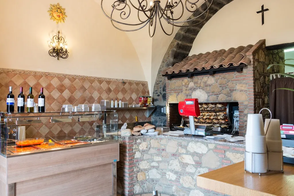 Antichi Muri Girarrosto Gastronomia restaurant in Giarre
