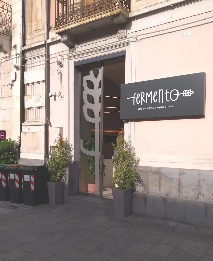 Fermento pizza contemporanea restaurant in Giarre