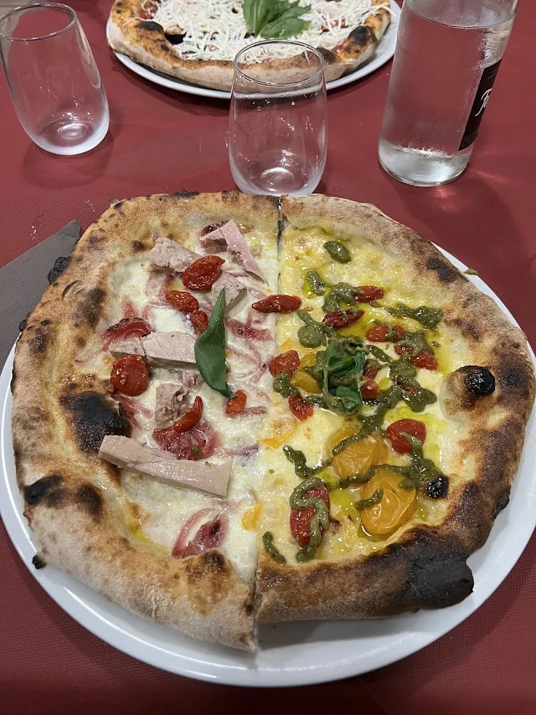 Piazzetta del gusto_Gravina di Catania_slider_image_2