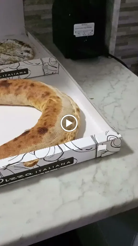 PizzeriaMezza Luna_Gravina di Catania_slider_image_2