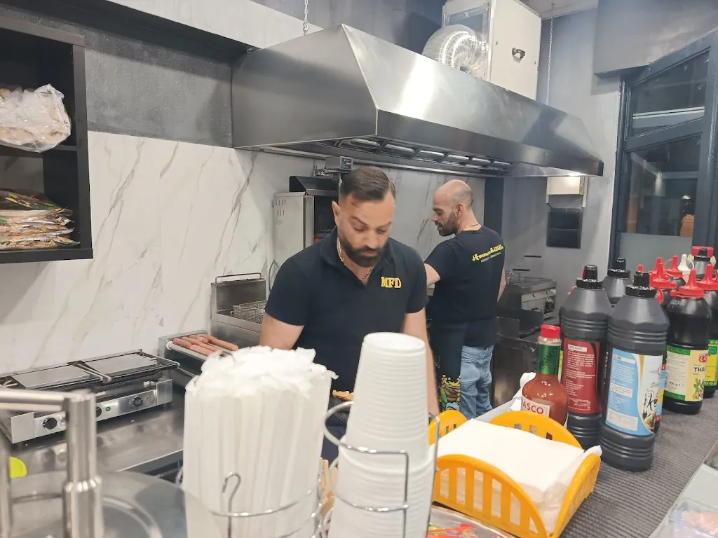 Ammucchitillu_Gravina di Catania_slider_image_3