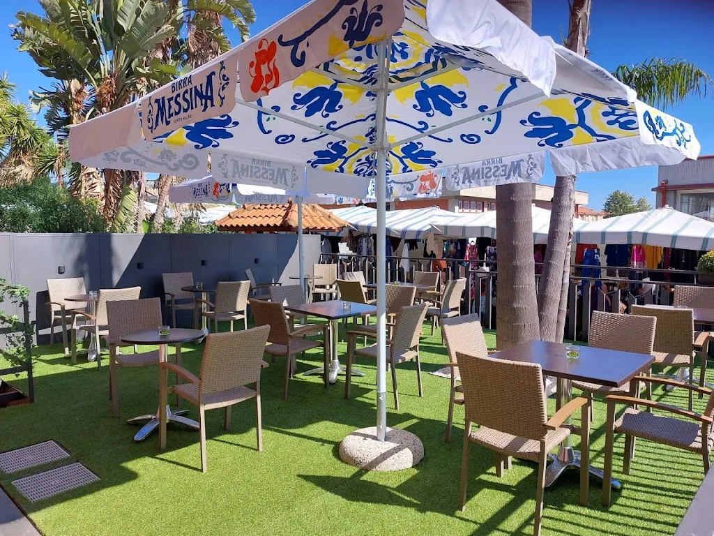 Adele restaurant in Gravina di Catania