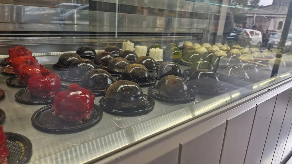 Rapisarda Caffè_Gravina di Catania_slider_image_3