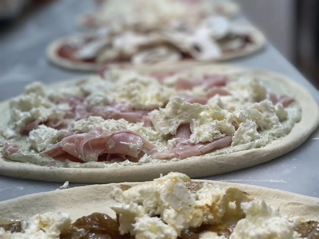 Pizzeria Elite_Gravina di Catania_slider_image_2