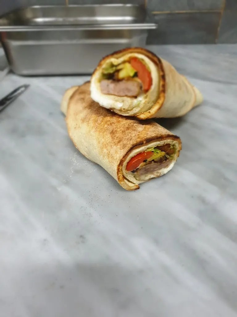 Menu_Pizzeria I Famosi_Gravina di Catania_image_5