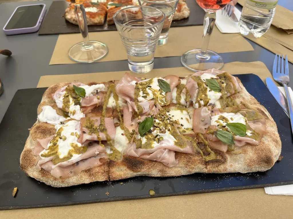 Geoffrey Bultot_Fabrizio - Wellness Food_Gravina in Puglia_review