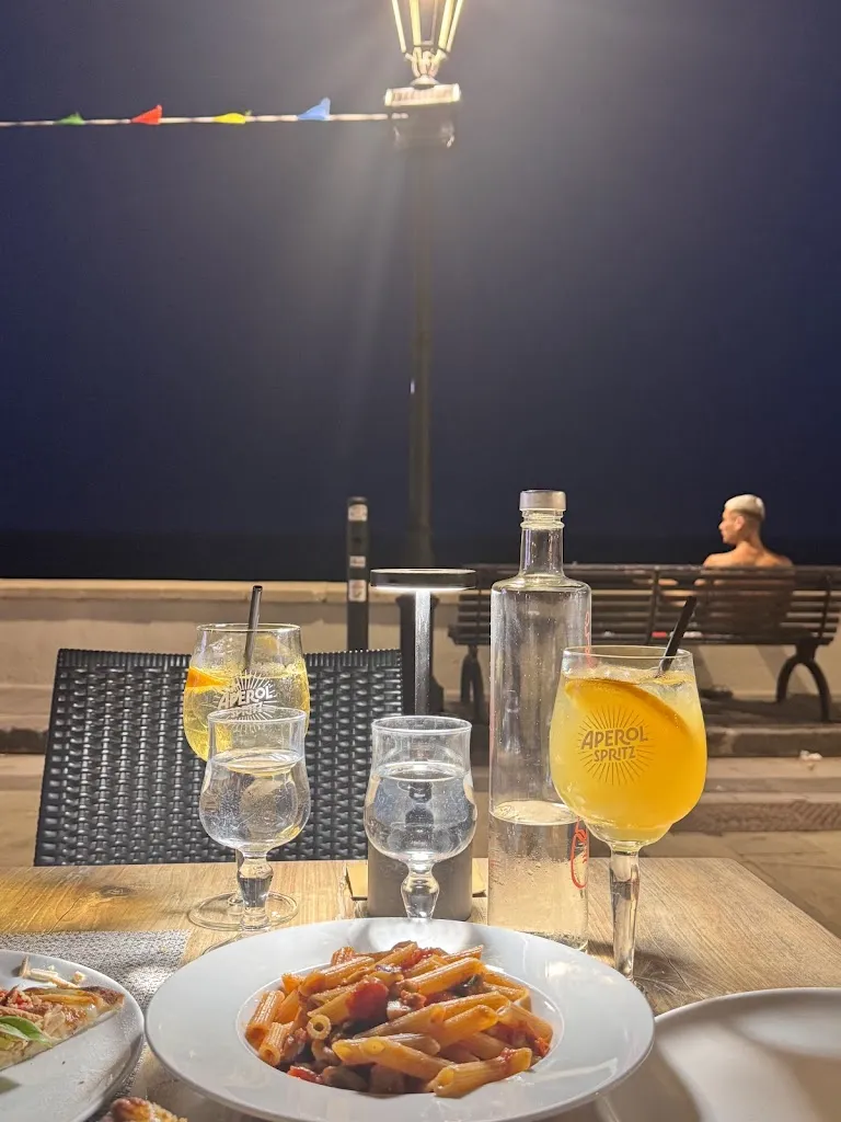 Marvie Orbiso_IL GAMBERO_Leni_review